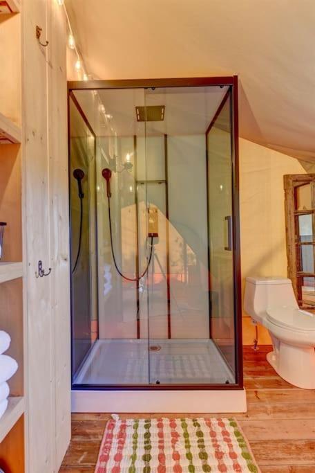 12 Fires Luxury Glamping With Heating #5 Hotel Johnson City Exterior foto